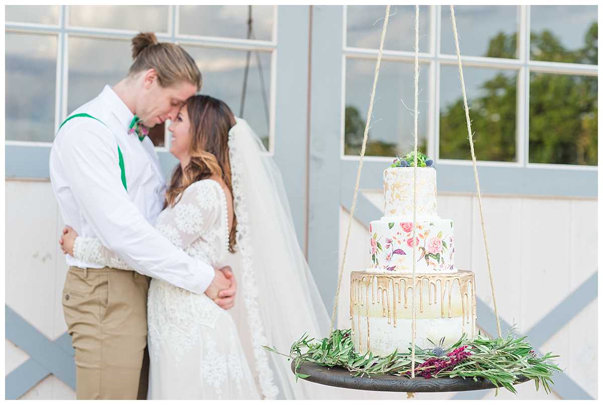 rustic wedding inspiration wedding cake